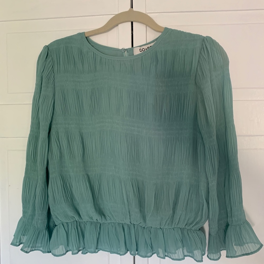 NWT DO+BE Textured Blouse